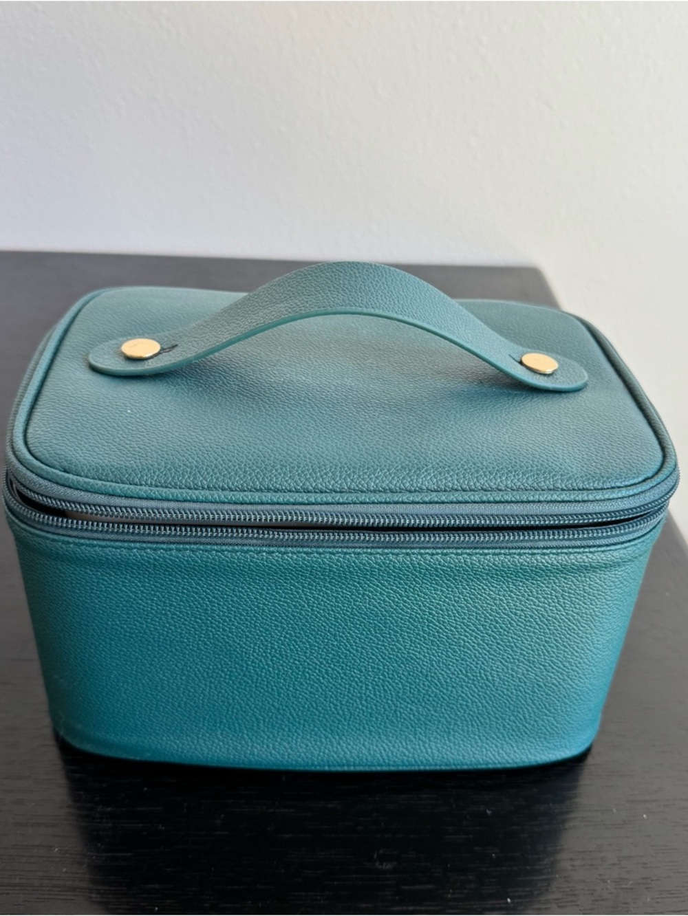 Teal Leatherette Travel Makeup Case with Lighted Mirror